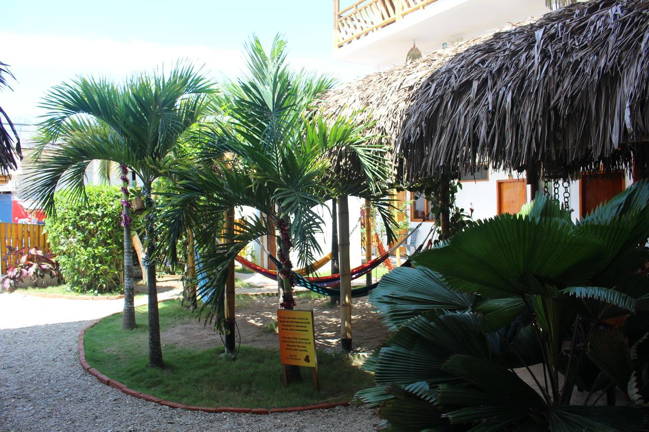 La Mariposa Hostal Olón Extérieur photo